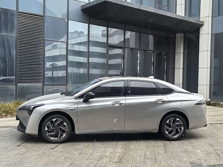 Фото 3 - GAC Aion S Plus