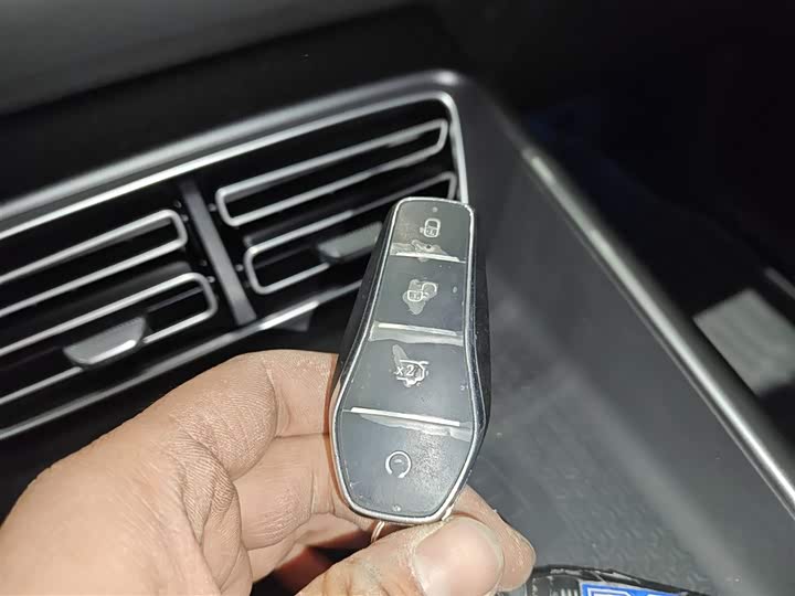 Фото 9 - BYD Song Pro Hybrid