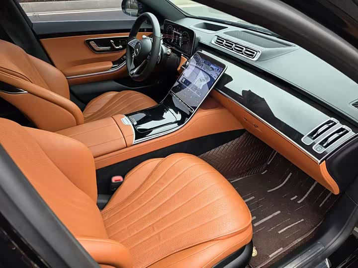 Фото 5 - Mercedes-Benz S-Class