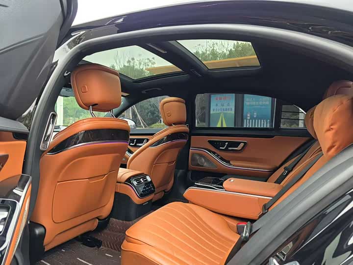 Фото 6 - Mercedes-Benz S-Class