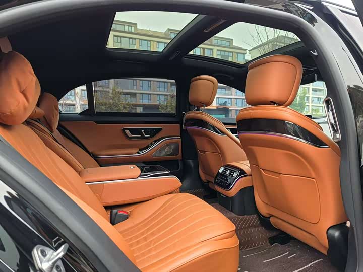 Фото 7 - Mercedes-Benz S-Class