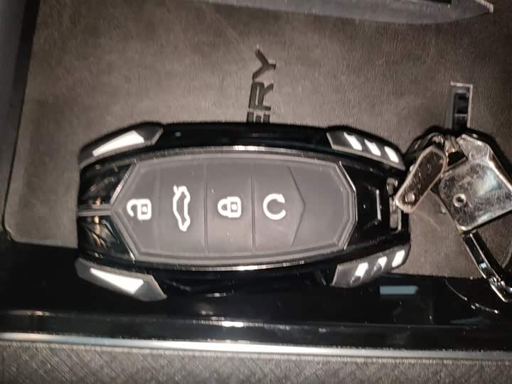 Фото 9 - Chery Tiggo 9