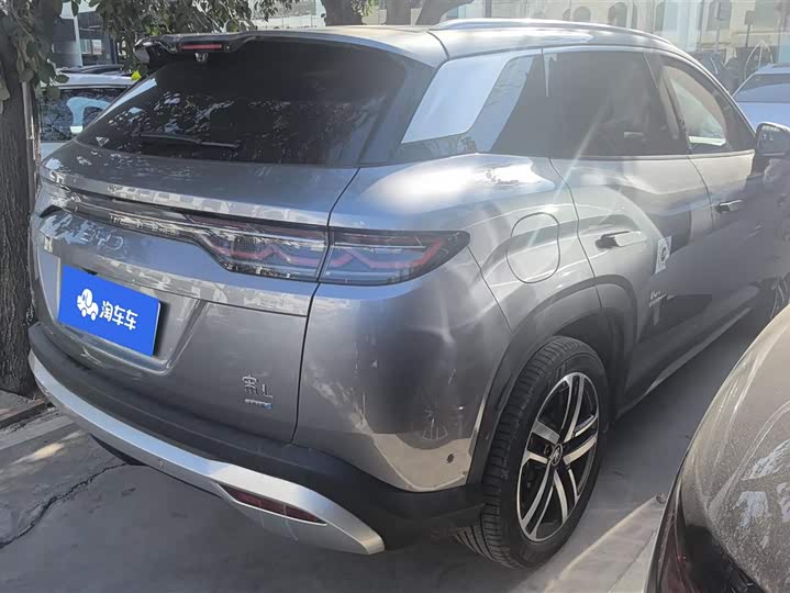 Фото 3 - BYD Song L DM-i Hybrid