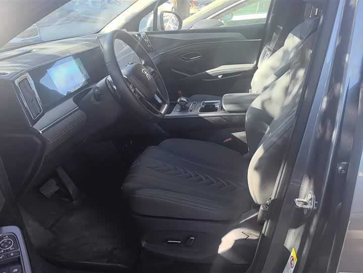 Фото 9 - BYD Song L DM-i Hybrid