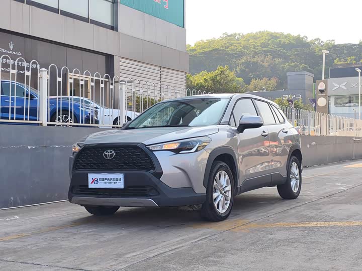 Фото 1 - Toyota Corolla Cross