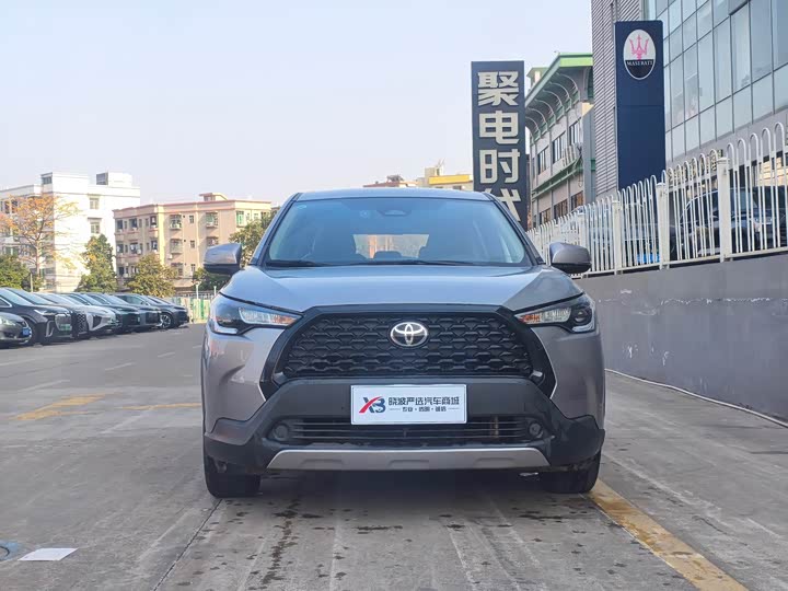 Фото 2 - Toyota Corolla Cross