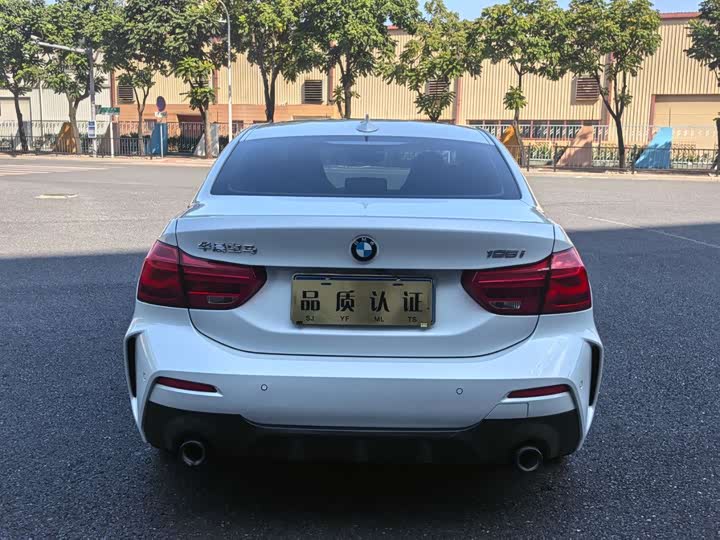 Фото 8 - BMW 1 Series
