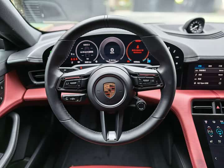 Фото 9 - Porsche Taycan