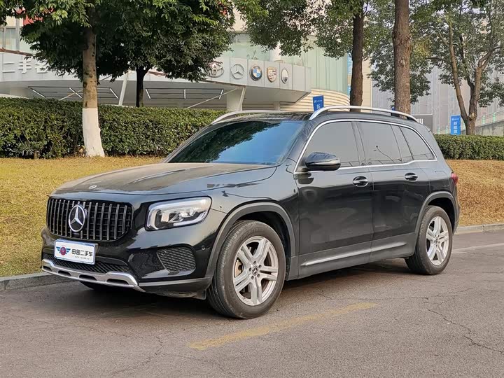 Фото 1 - Mercedes-Benz GLB-Class