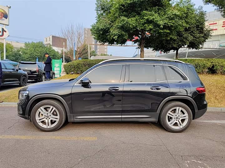 Фото 3 - Mercedes-Benz GLB-Class