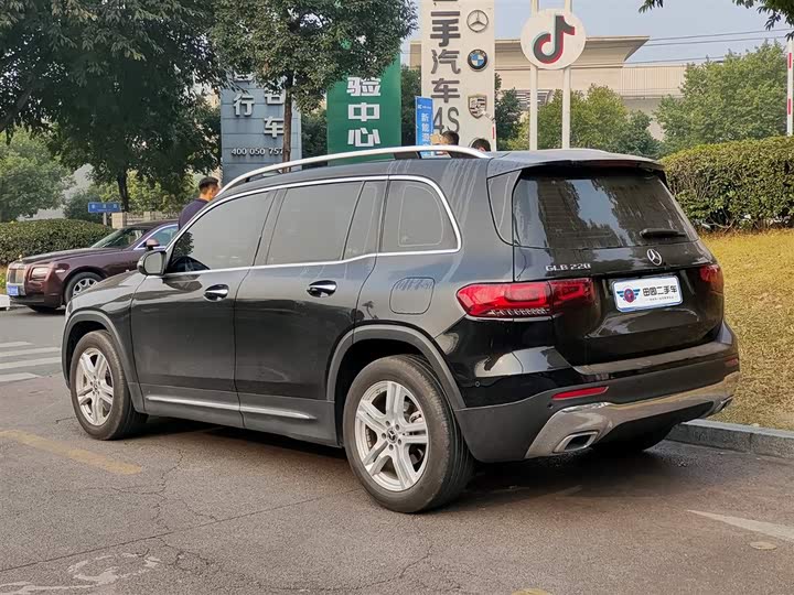 Фото 4 - Mercedes-Benz GLB-Class