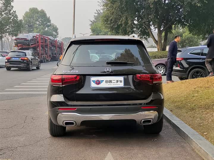 Фото 5 - Mercedes-Benz GLB-Class