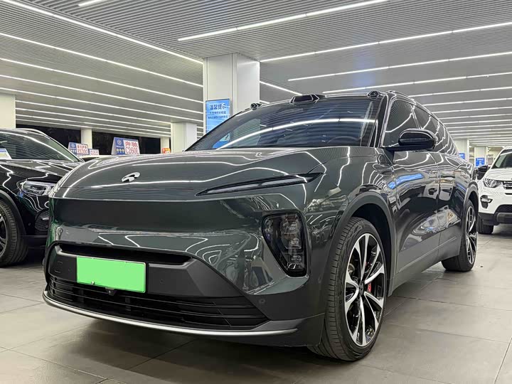 Фото 1 - Nio ES8