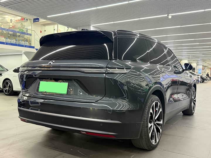 Фото 6 - Nio ES8