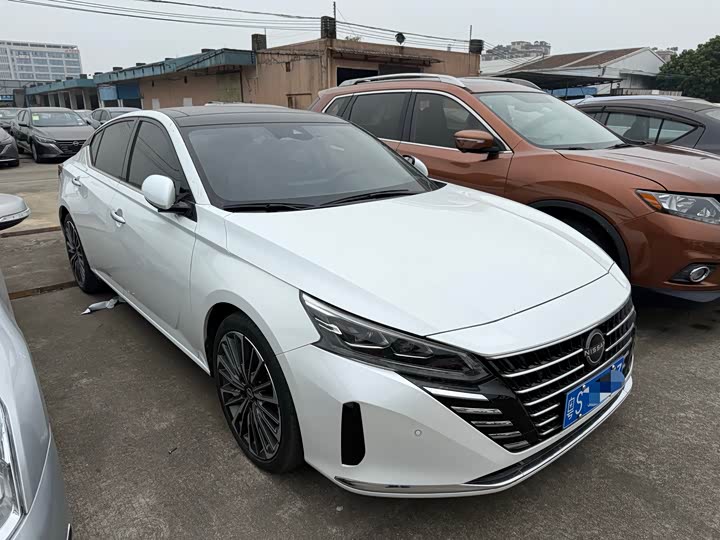 Фото 3 - Nissan Teana