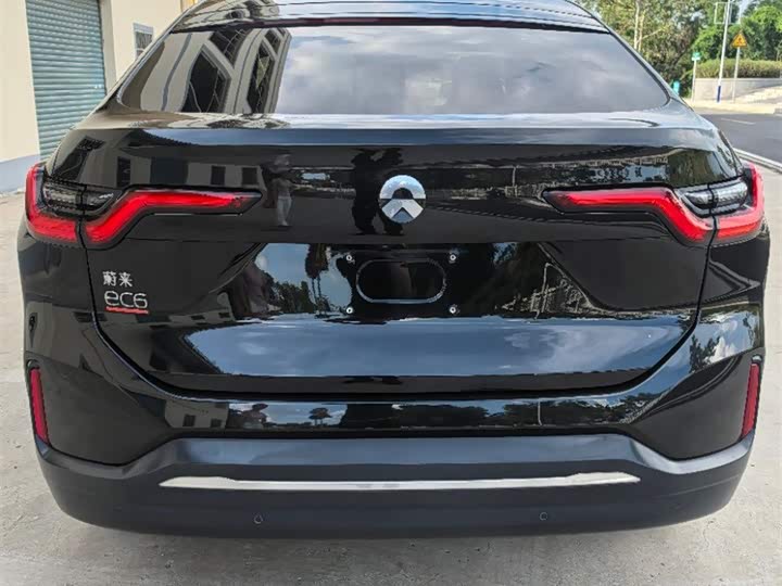 Фото 6 - Nio EC6