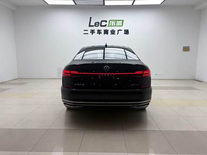 Фото 4 - Volkswagen Passat