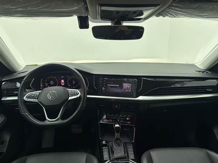 Фото 7 - Volkswagen Passat