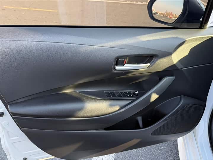 Фото 5 - Toyota Levin