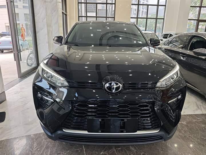 Фото 3 - Toyota Wildlander