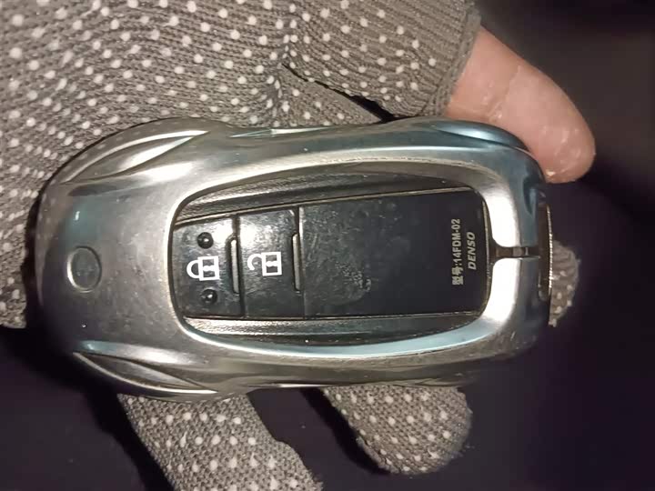 Фото 9 - Toyota RAV4