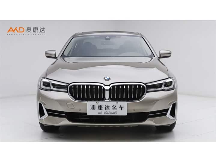 Фото 2 - BMW 5 Series
