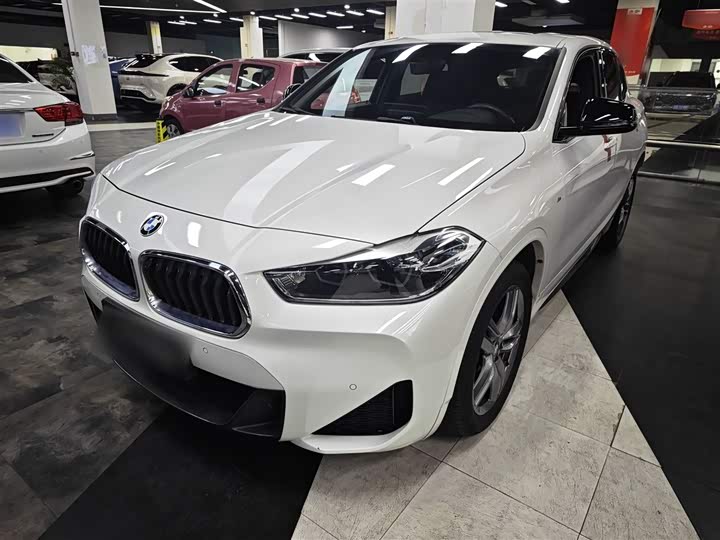 Фото 2 - BMW X2