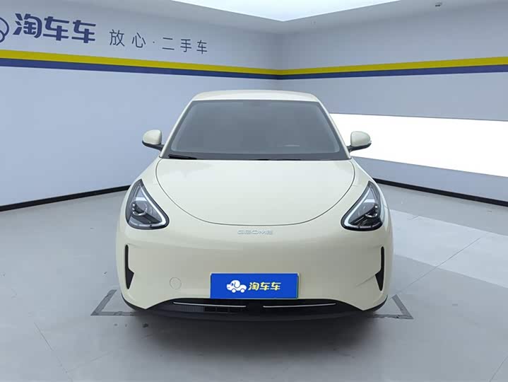 Фото 2 - Geely Galaxy Geome