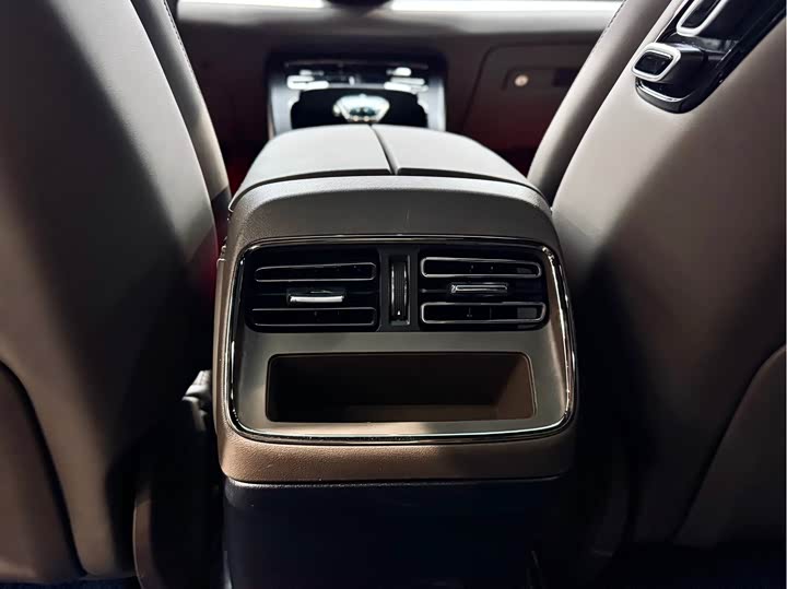 Фото 3 - BYD Han