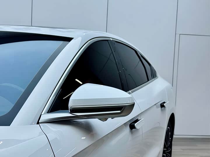 Фото 8 - BYD Han