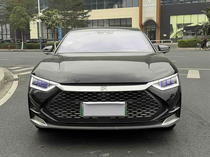 Фото 2 - BYD Han