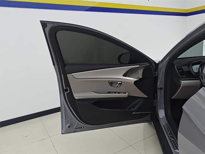 Фото 7 - BYD Han