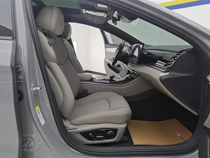 Фото 8 - BYD Han