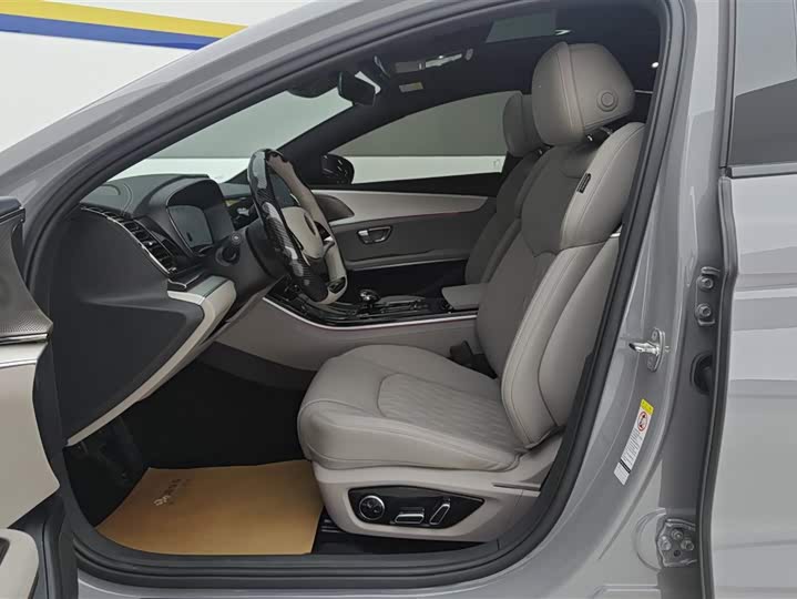 Фото 9 - BYD Han