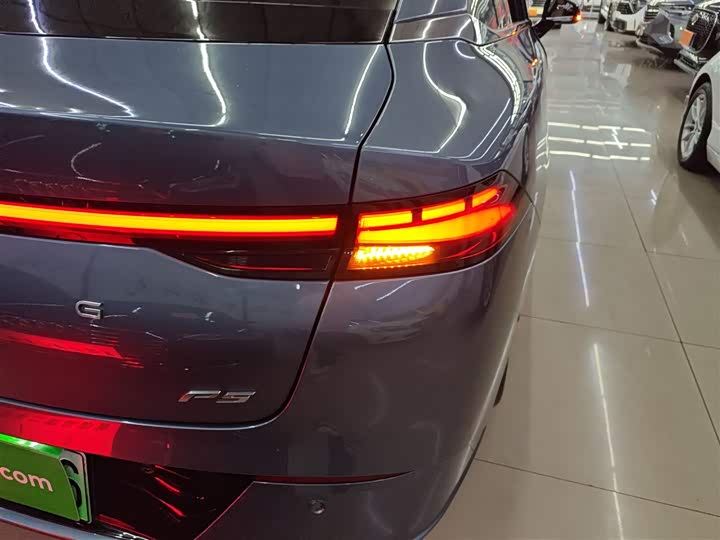 Фото 8 - XPeng P5