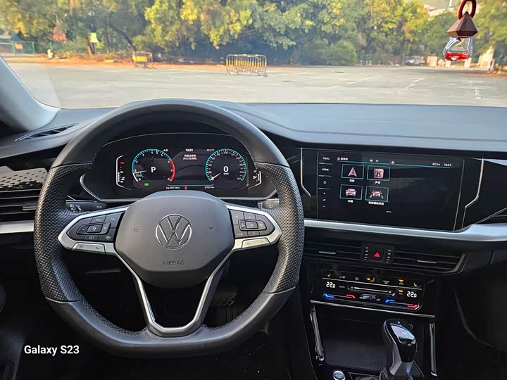 Фото 5 - Volkswagen Passat