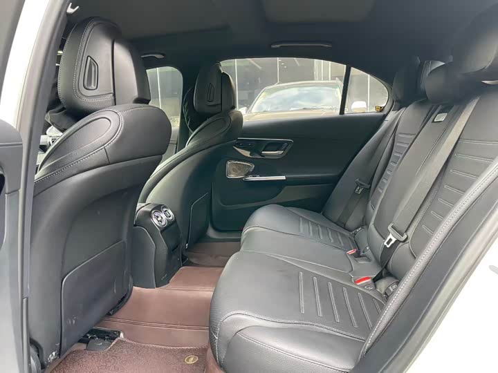 Фото 4 - Mercedes-Benz C-Class