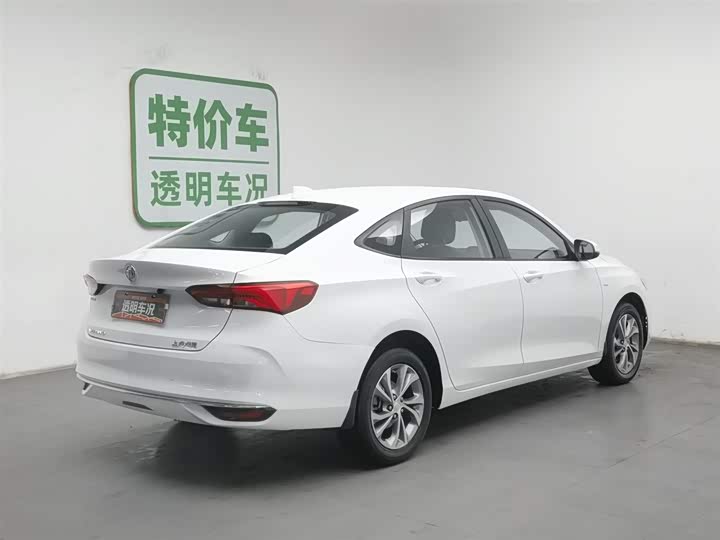 Фото 2 - Buick Verano