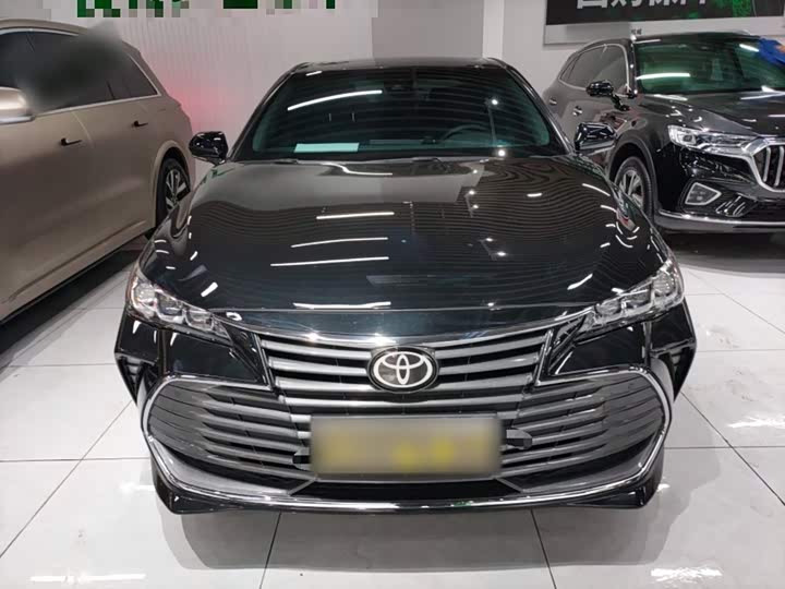 Фото 3 - Toyota Avalon