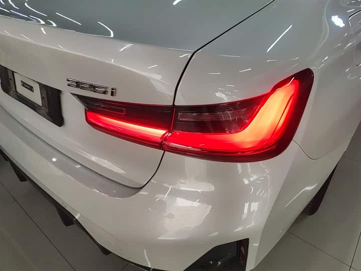 Фото 8 - BMW 3 Series