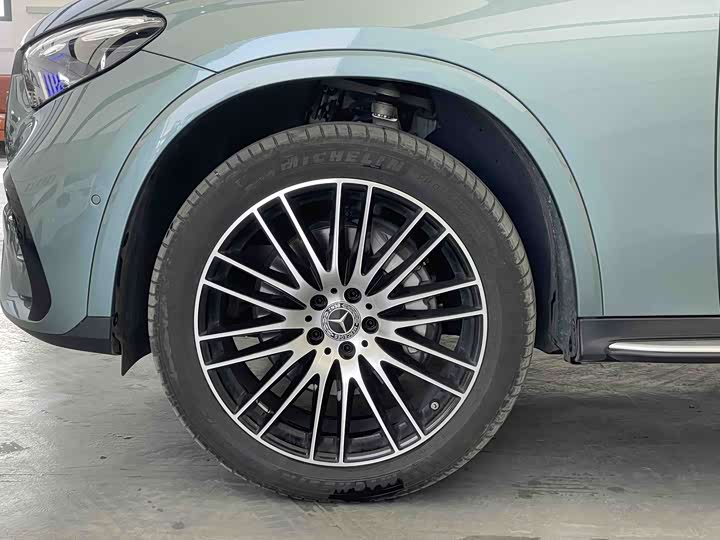 Фото 9 - Mercedes-Benz GLC-Class