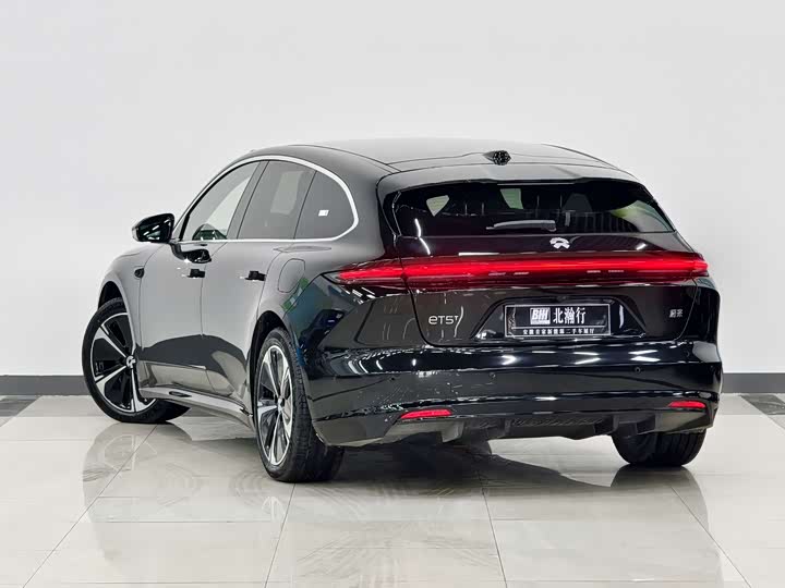 Фото 6 - Nio ET5T