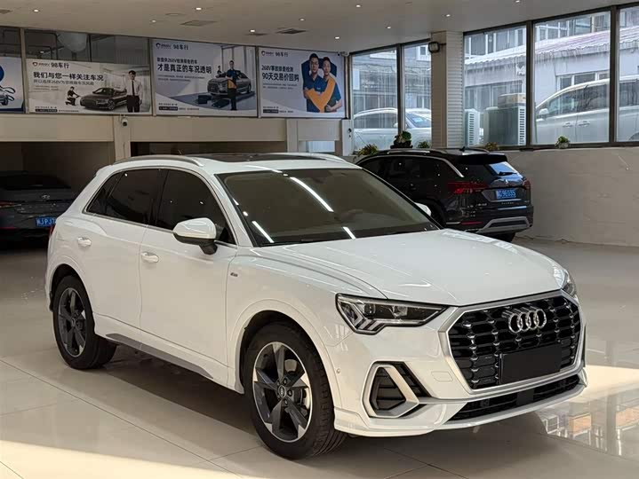 Фото 3 - Audi Q3