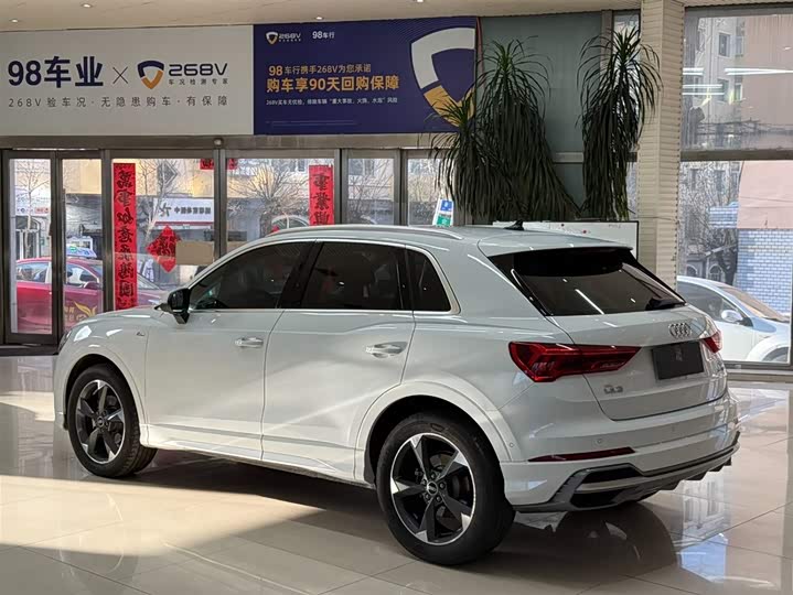 Фото 5 - Audi Q3