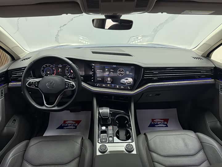 Фото 6 - Volkswagen Touareg