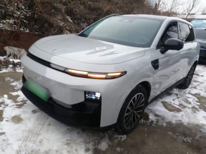 Фото 2 - Leapmotor B10