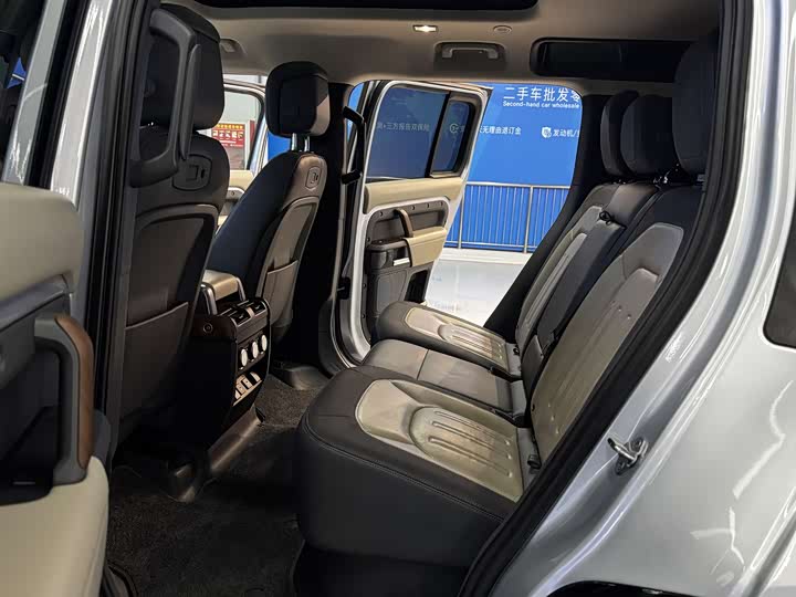 Фото 5 - Land Rover Defender