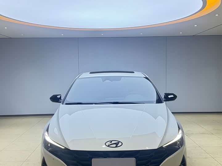 Фото 2 - Hyundai Elantra N line