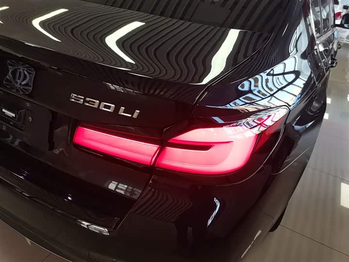 Фото 8 - BMW 5 Series