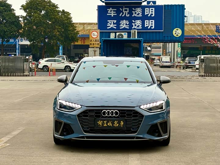 Фото 3 - Audi A4L